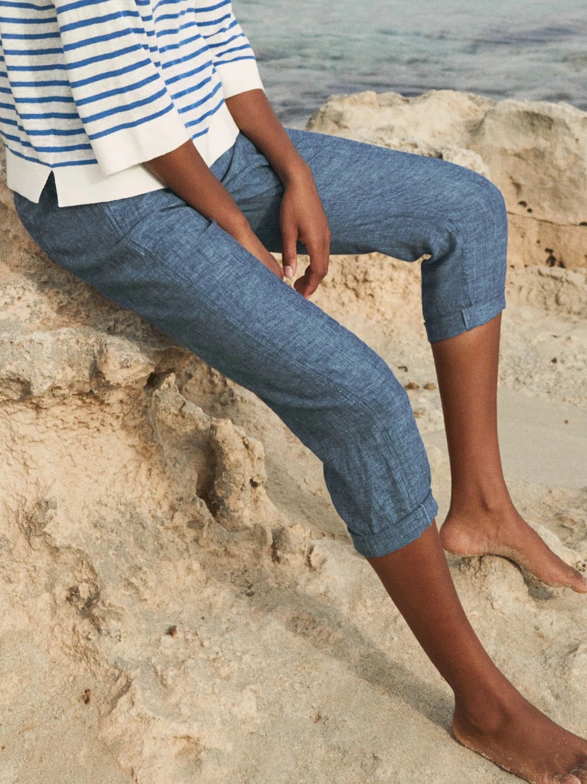 Ginevra Capri Pants in Creamy Linen Blue 3