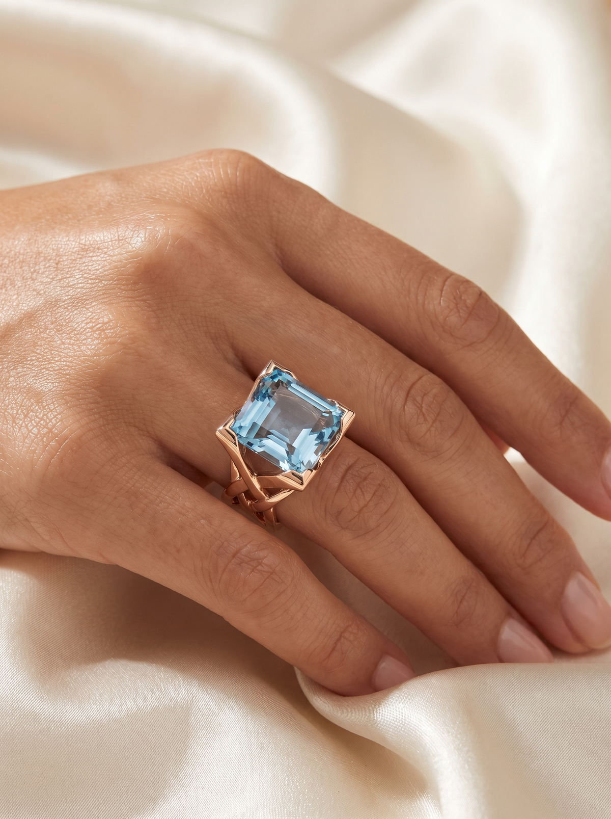 Celeste Rose Gold Ring 2