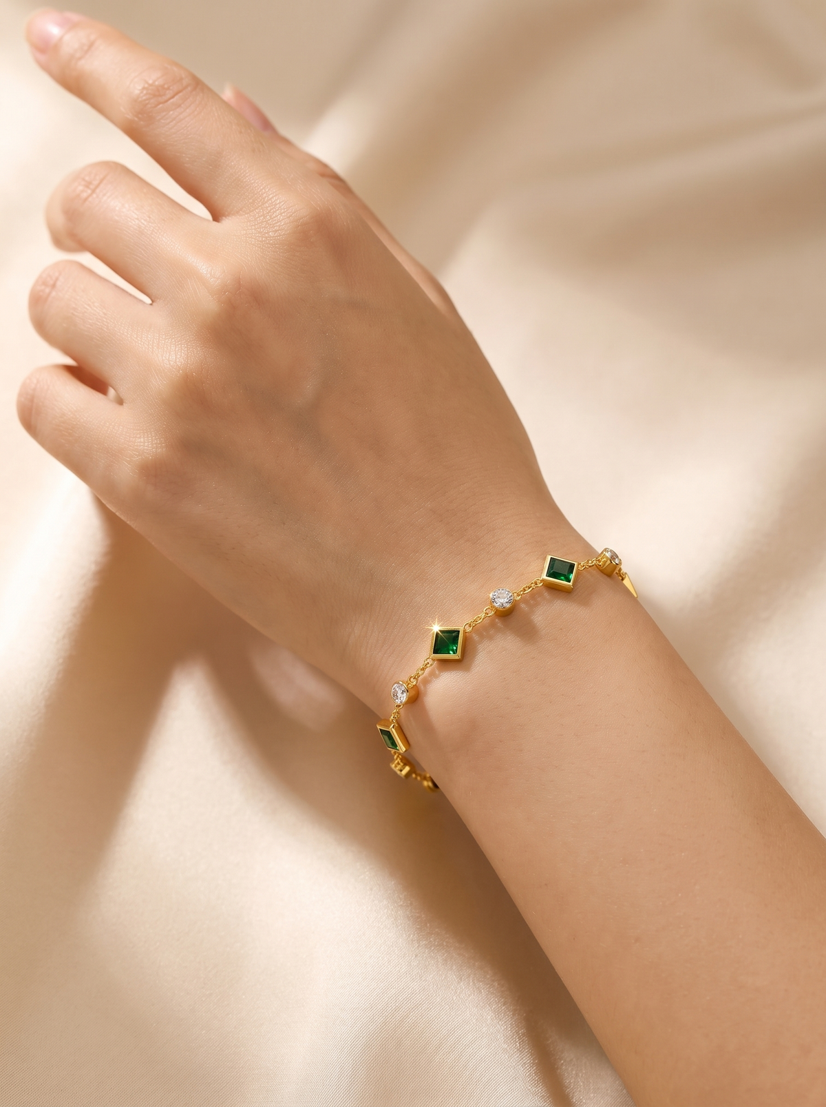 Gold Emerald Station Bracelet Gold 2