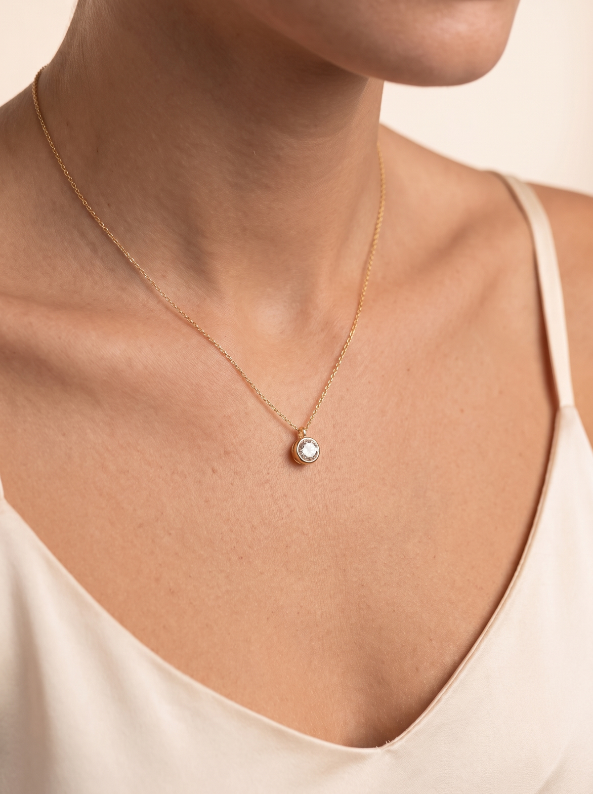 Cecilia Solitaire Necklace 2