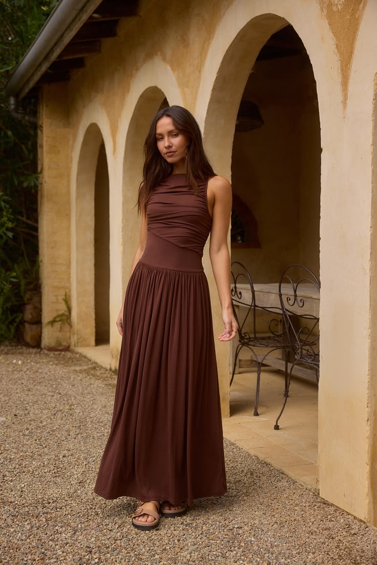 Nalla Maxi Dress in Chocolate Linen 1