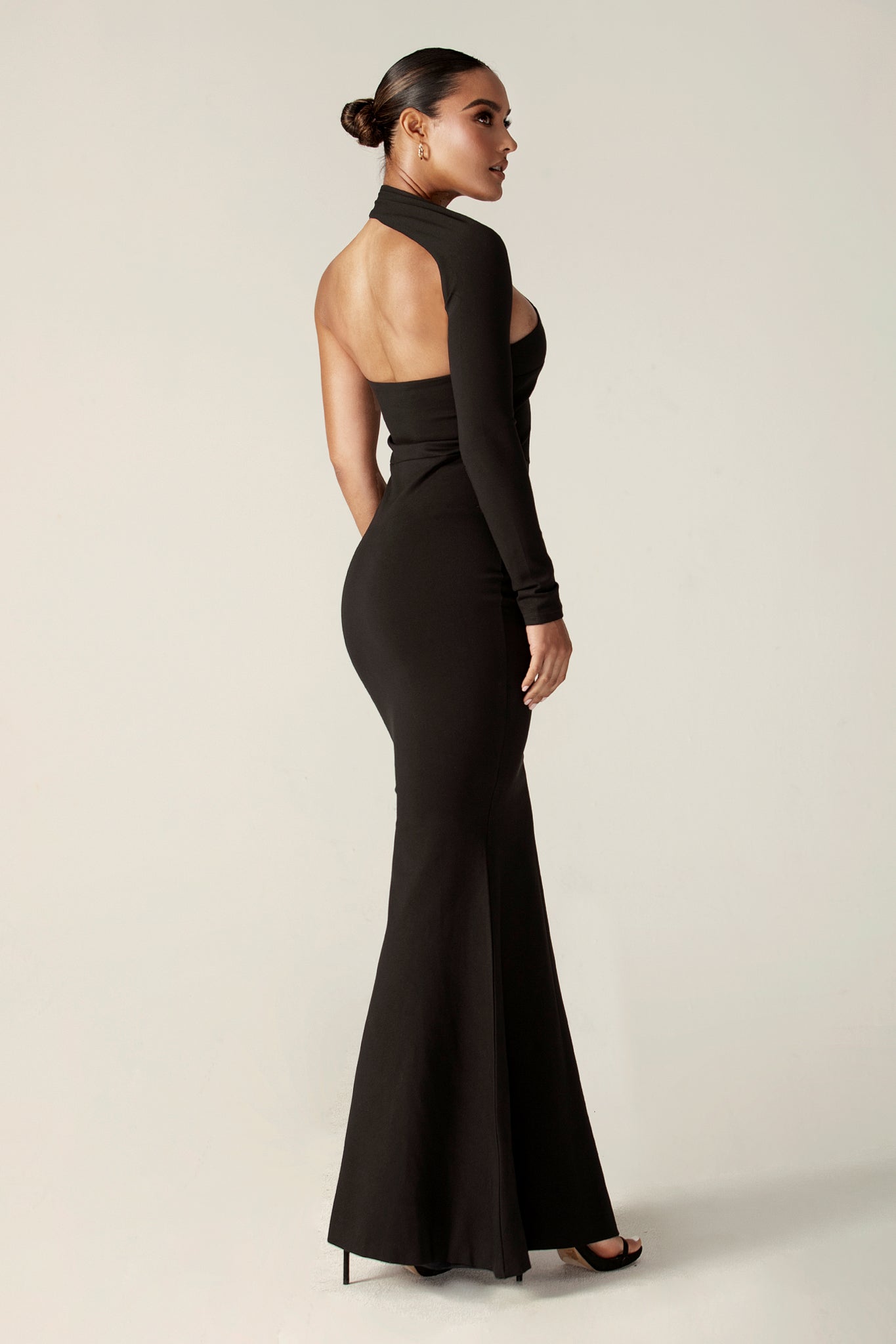 Liliana One-Shoulder Maxi Dress in Black 5