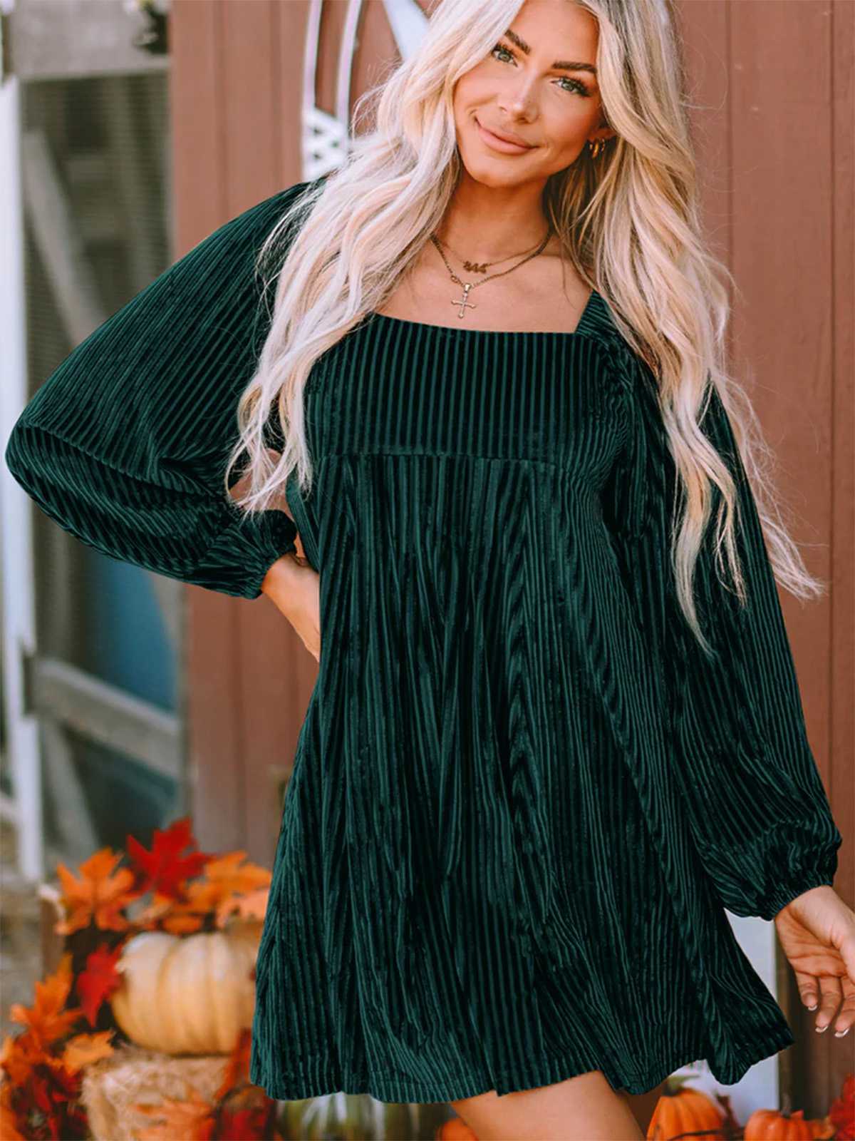 Quintana Velvet Babydoll Dress Dark Green 2