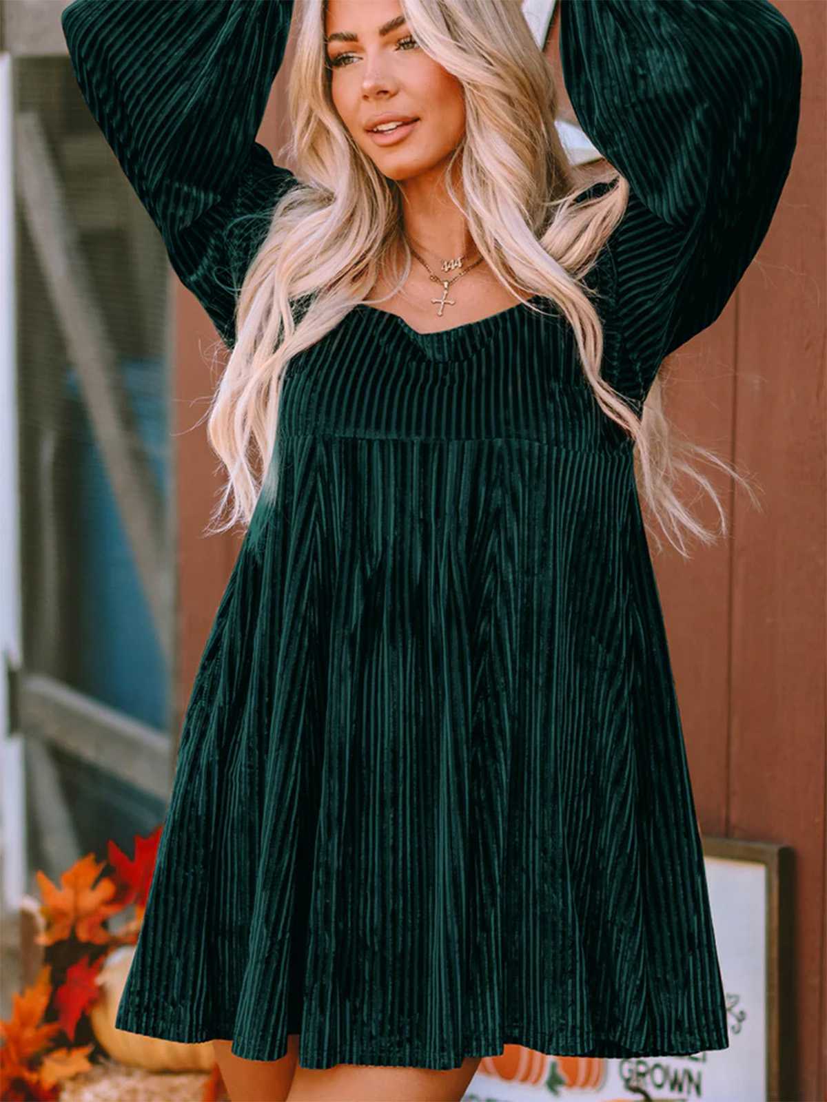 Quintana Velvet Babydoll Dress Dark Green 4