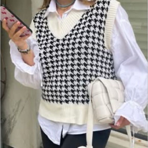 Margot Knit Vest Black 1