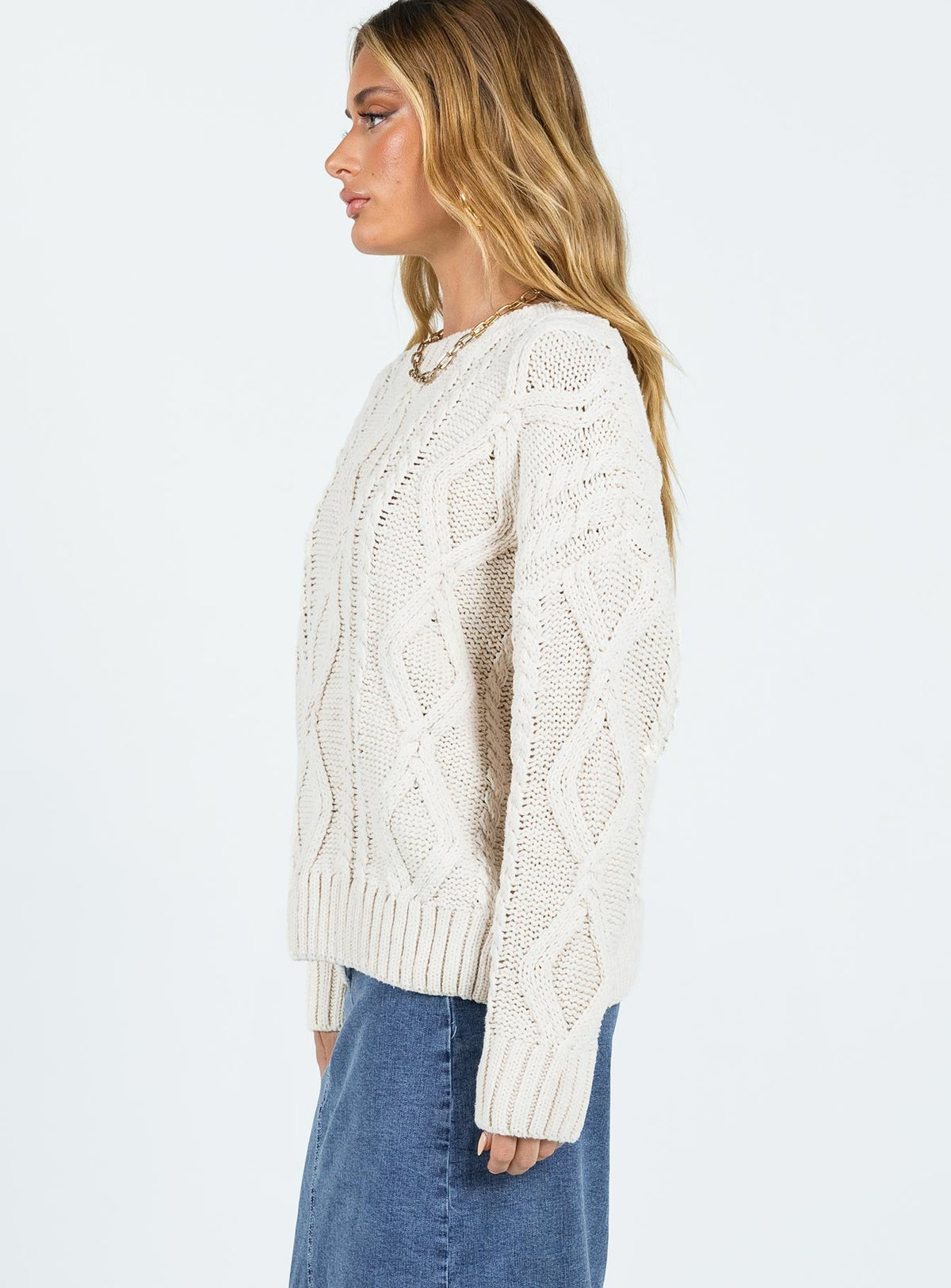Anaya Oversized Sweater in Cream Beige 4