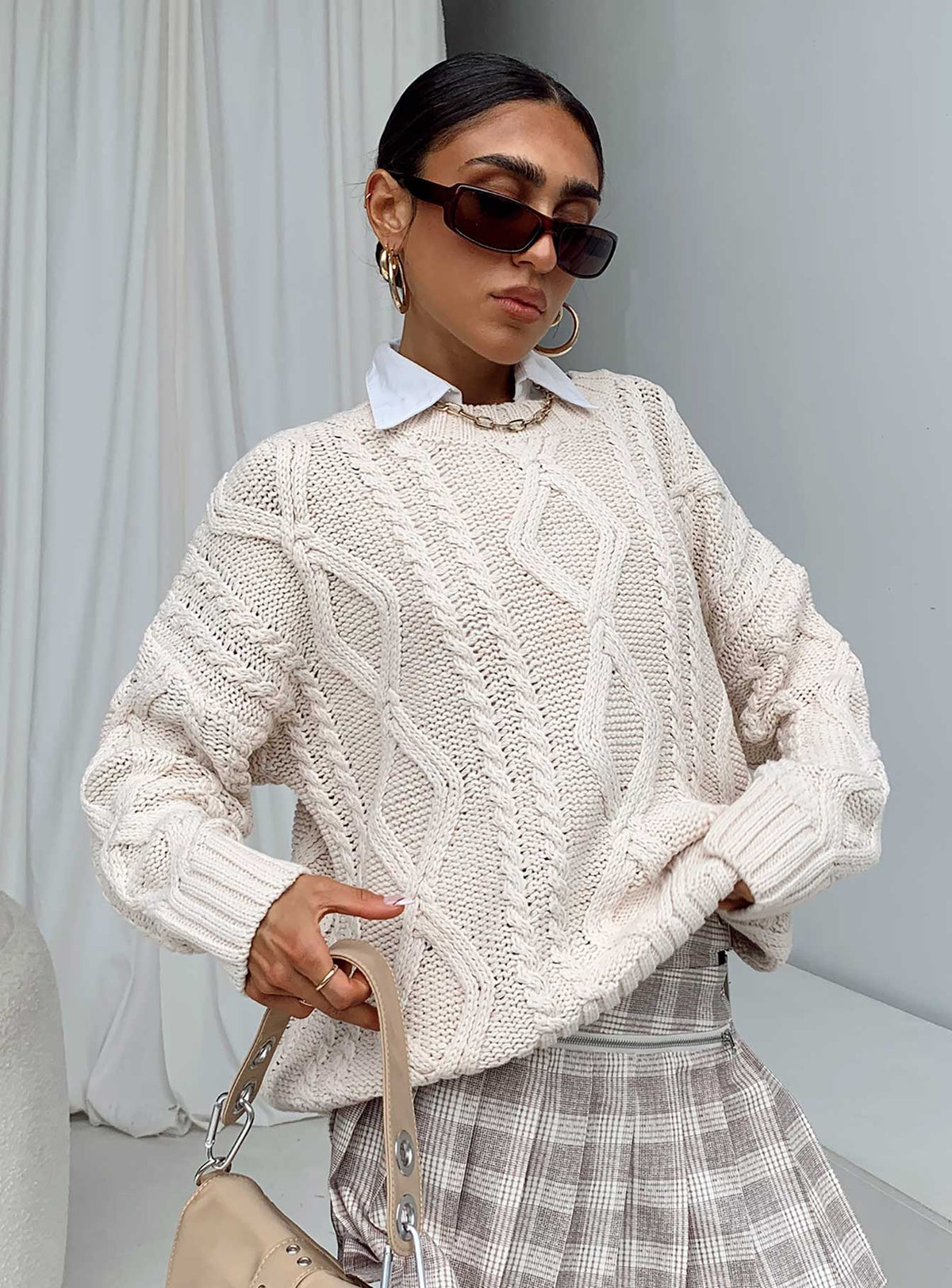 Anaya Oversized Sweater in Cream Beige 7