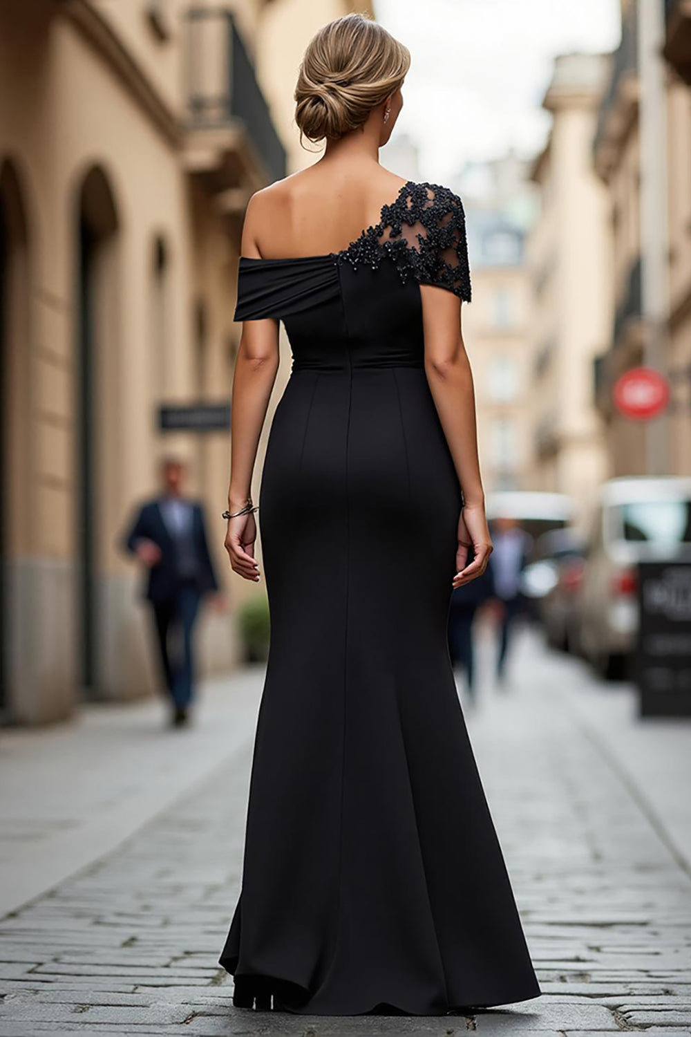 Kira Mermaid Maxi Dress in Black Twilight 2