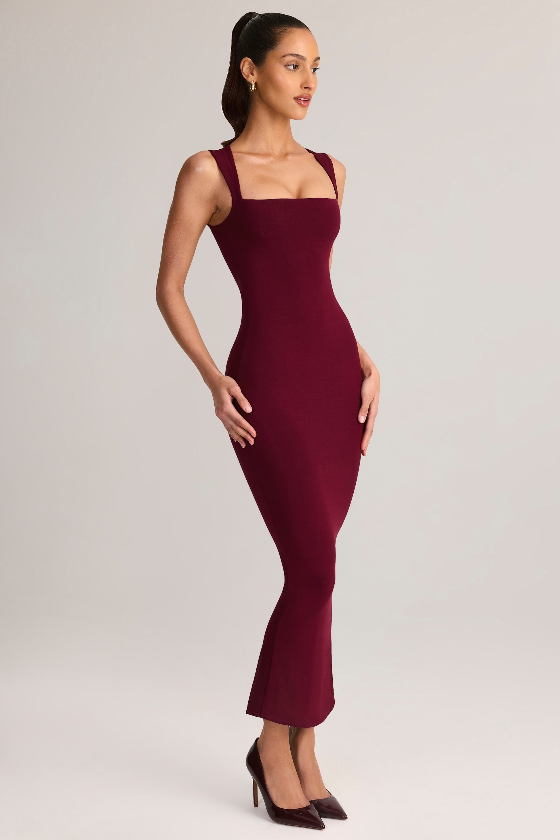 Ainslee Square Neck Midi Dress Neck Bodycon Midi Dress in Wine 3