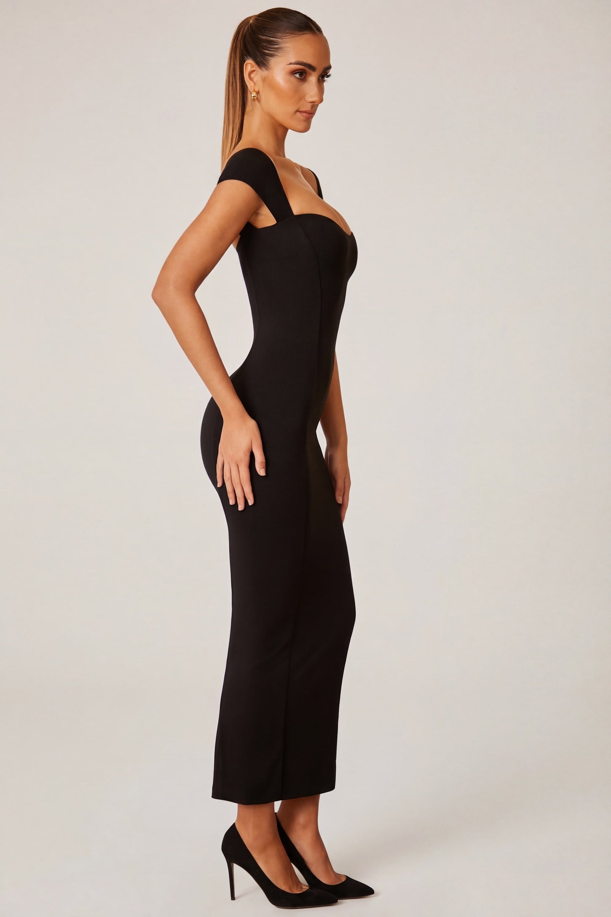 Isabelle Sweetheart Maxi Dress in Sage Green Sage Green 9