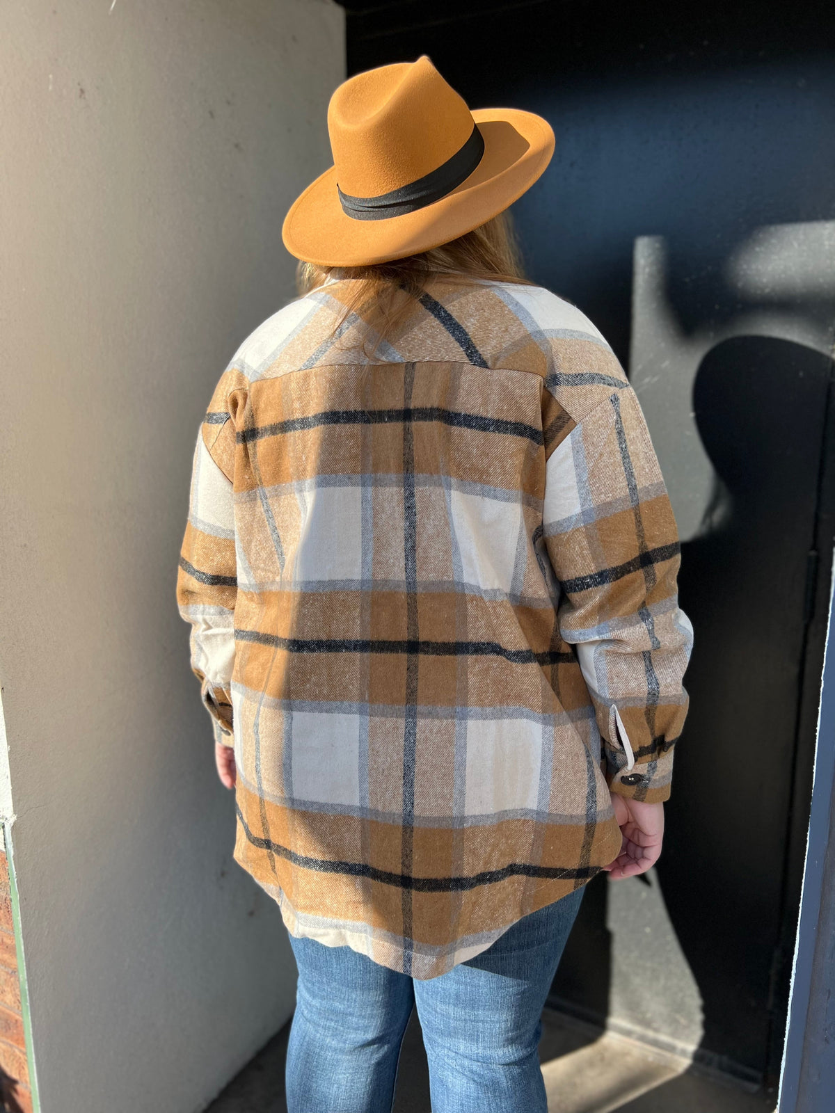 Harper Plaid Shacket Camel/Cream 3