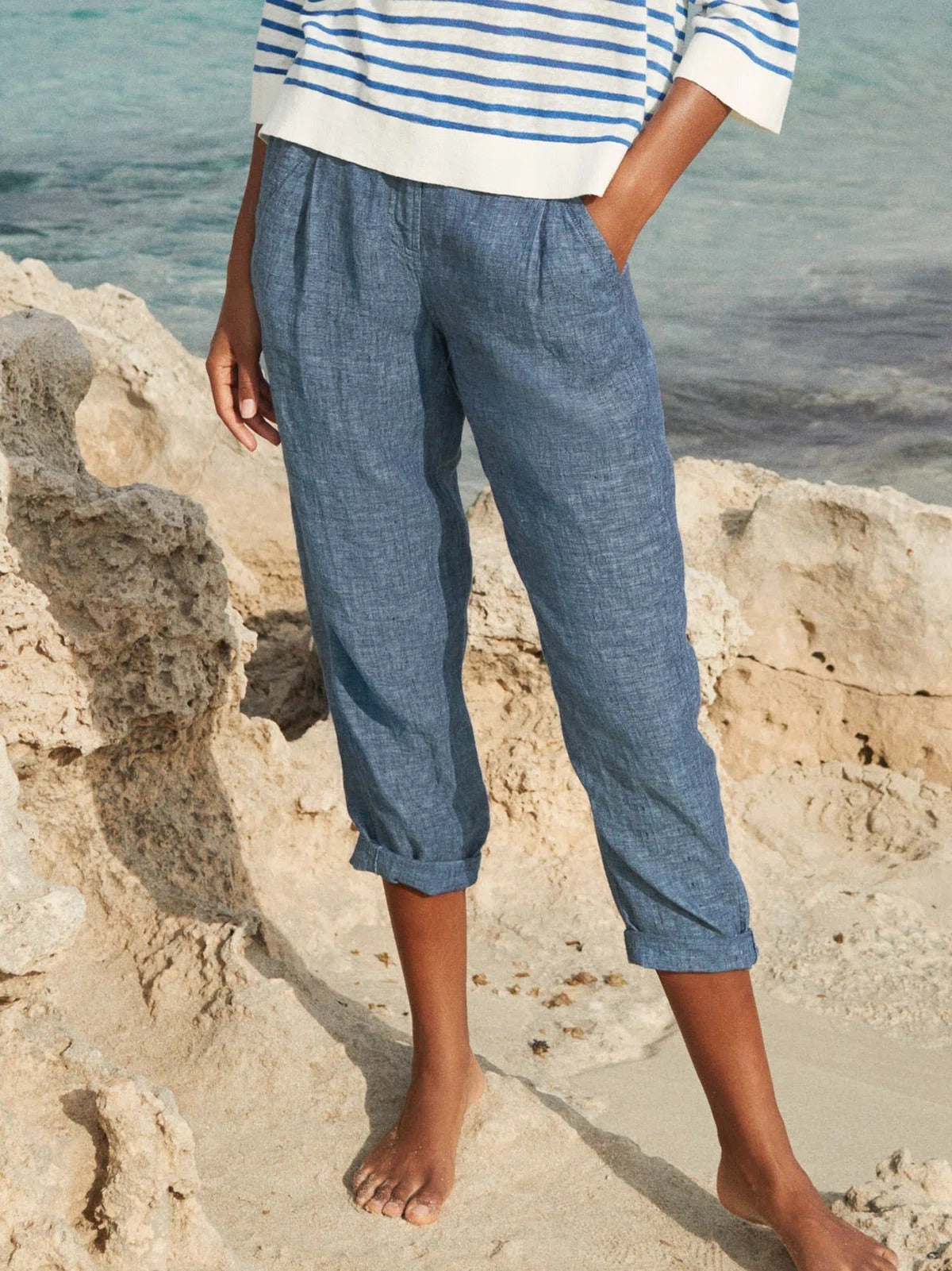 Ginevra Capri Pants in Creamy Linen Blue 1