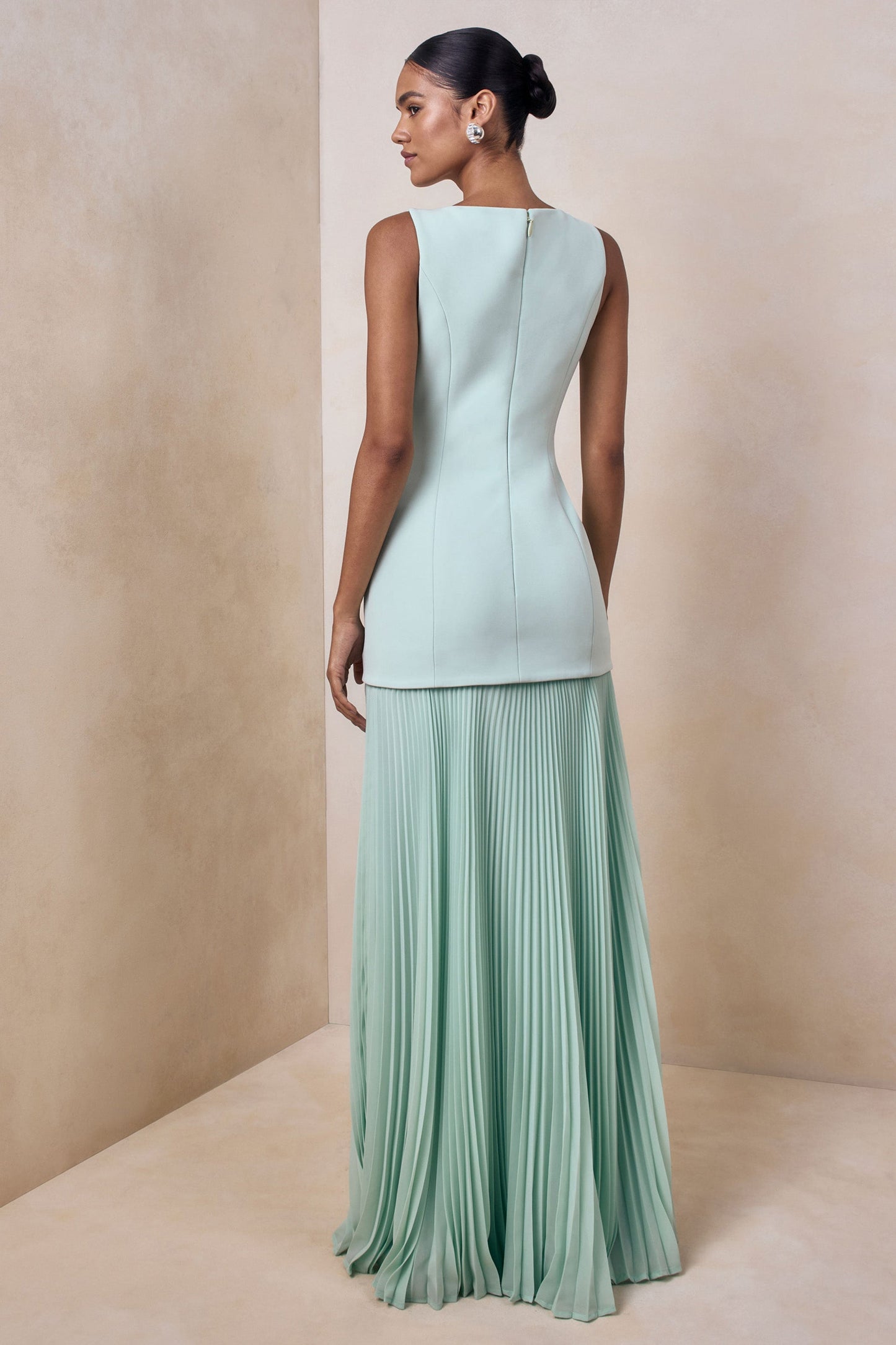 Hadley Sage Boat-Neck Maxi Dress Waist 2