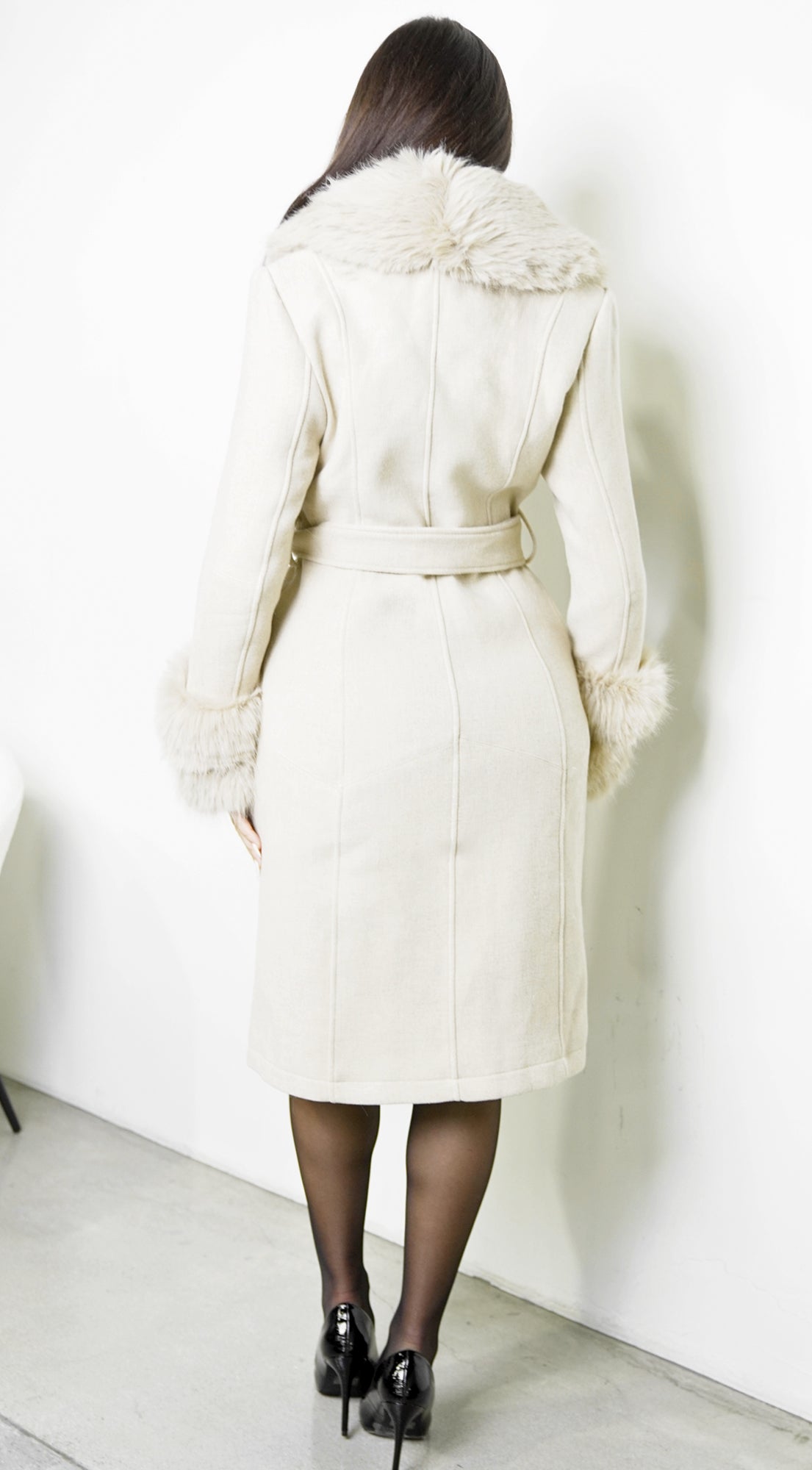 Renée Faux Fur Coat Cream 5