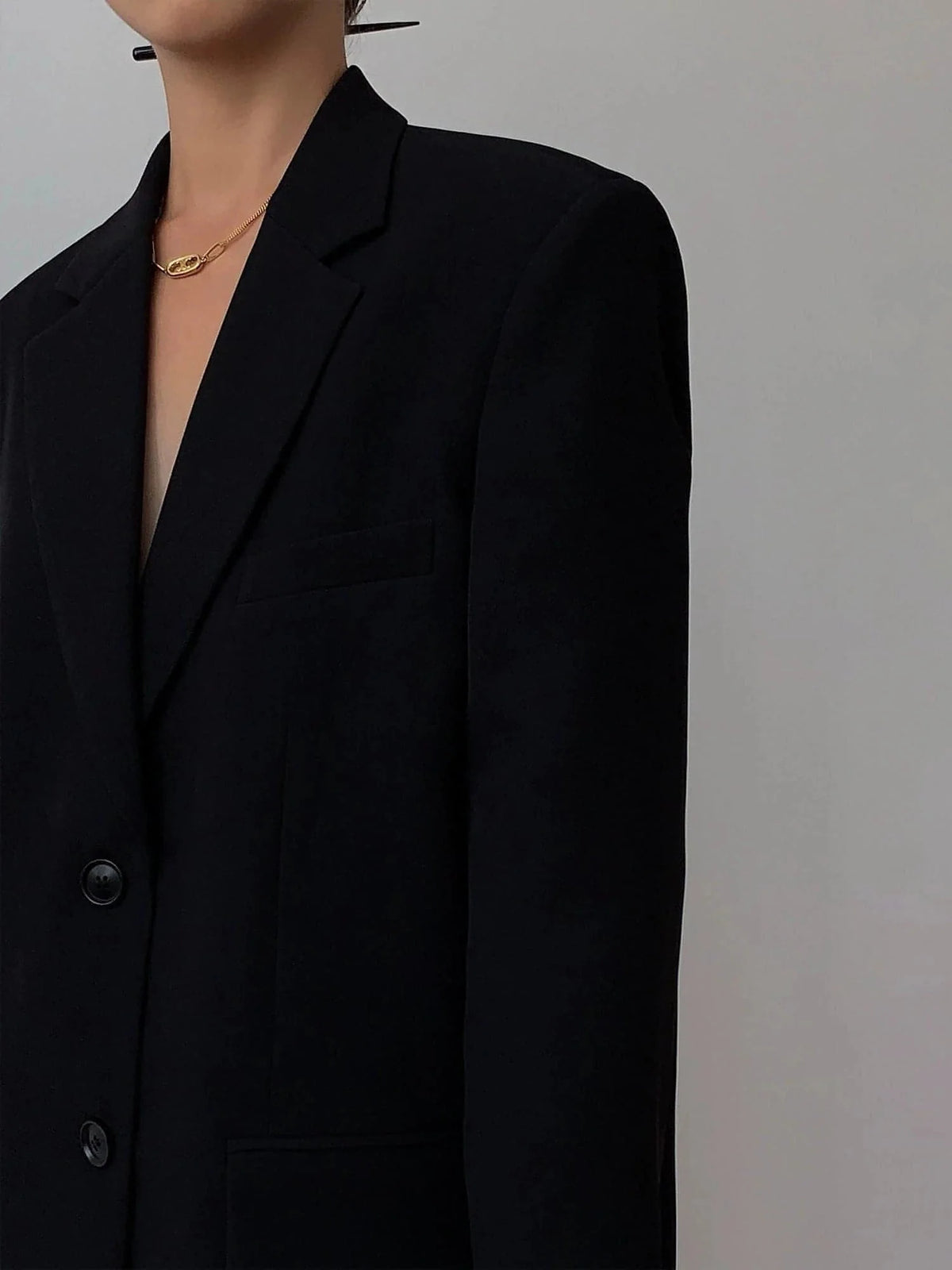 Neva Oversized Blazer Dress in Black Style Blazer 5