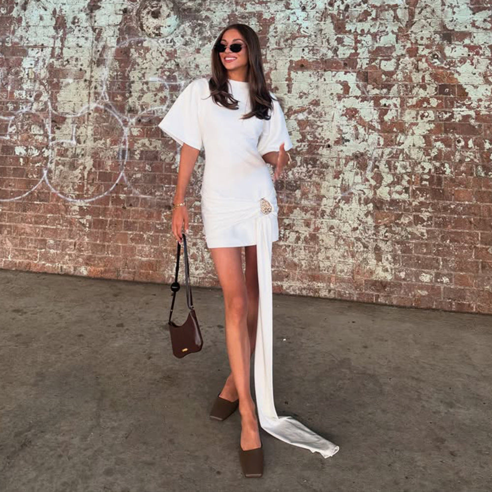 Adelaide Wrap Midi Dress Applikation 2
