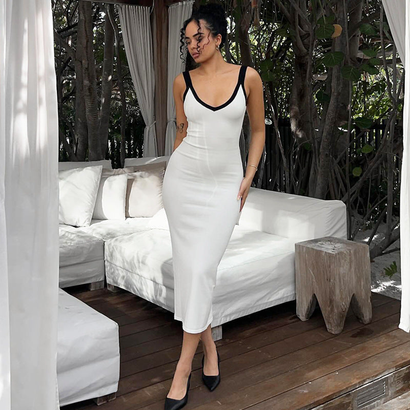 Vivienne V-Neck Satin Dress Ausschnitt 5