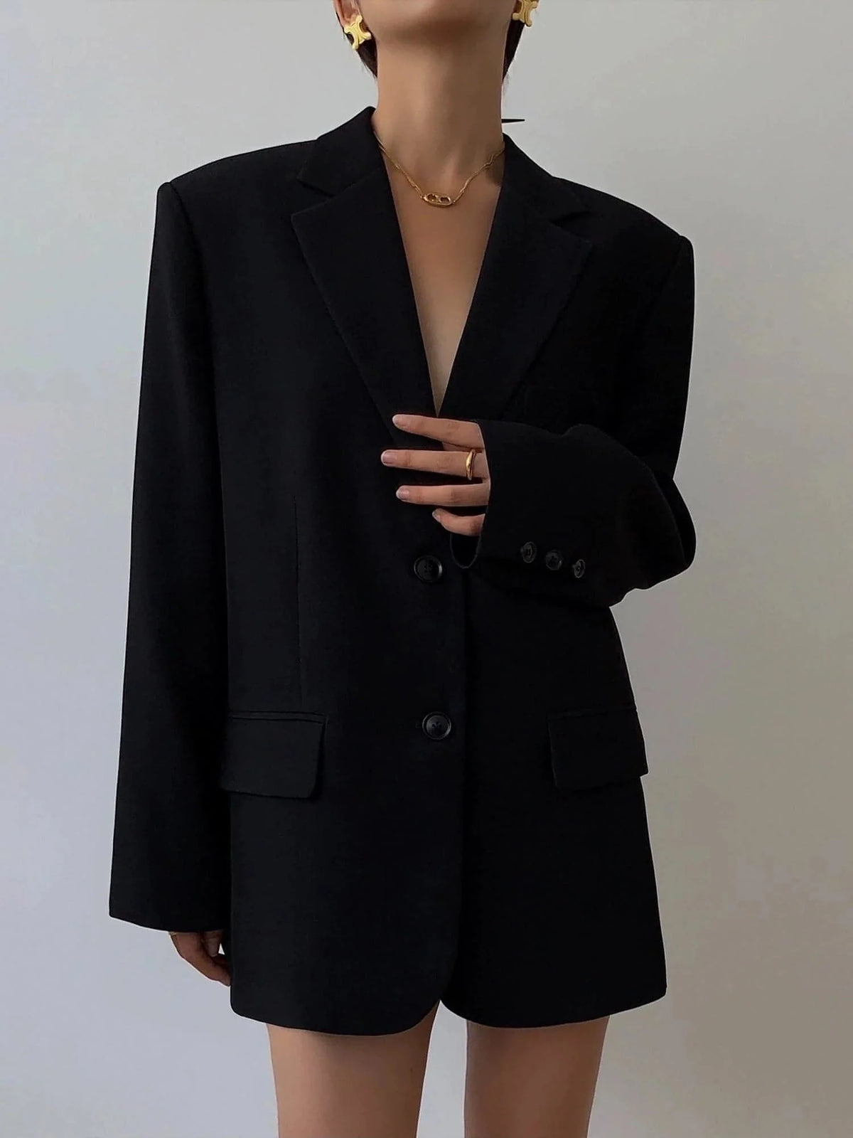 Neva Oversized Blazer Dress in Black Style Blazer 1