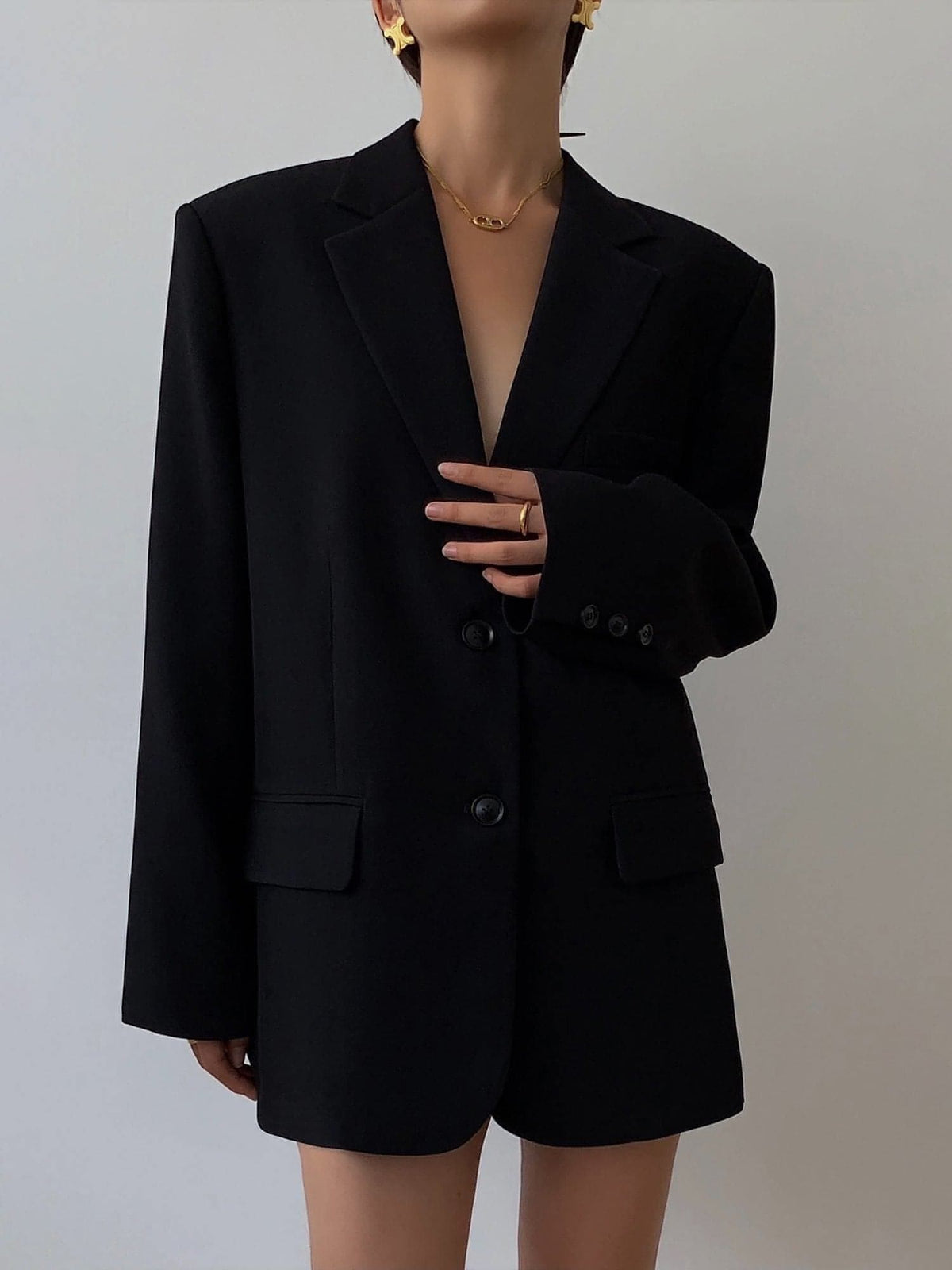 Neva Oversized Blazer Dress in Black Style Blazer 6
