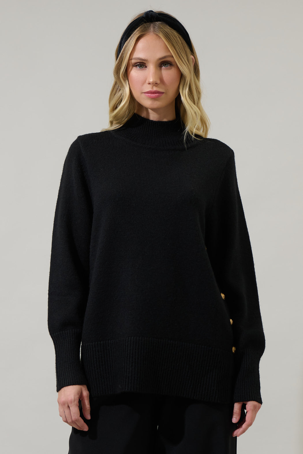 Brussel Turtleneck Sweater in Black BLACK 3