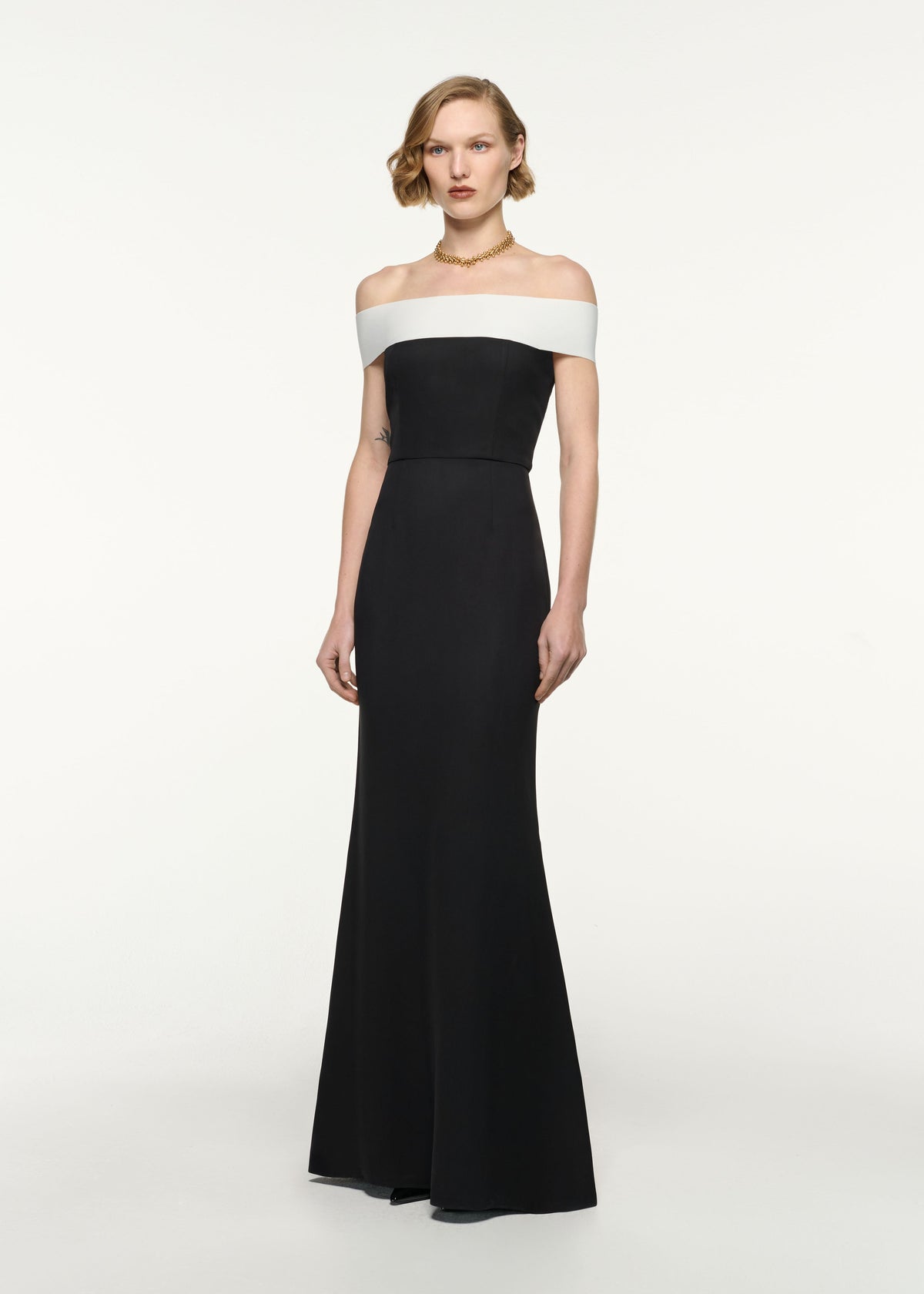 Jessa Off-Shoulder Cady Gown Black 2