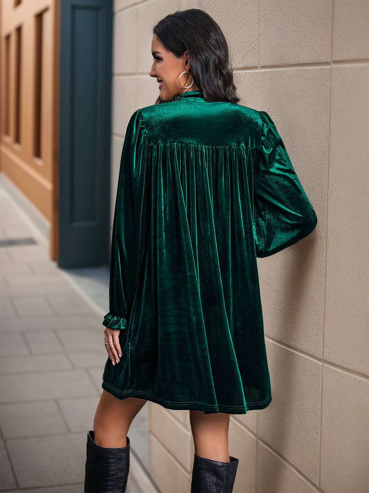 Oriel Velvet Mini Dress in Emerald Emerald 5