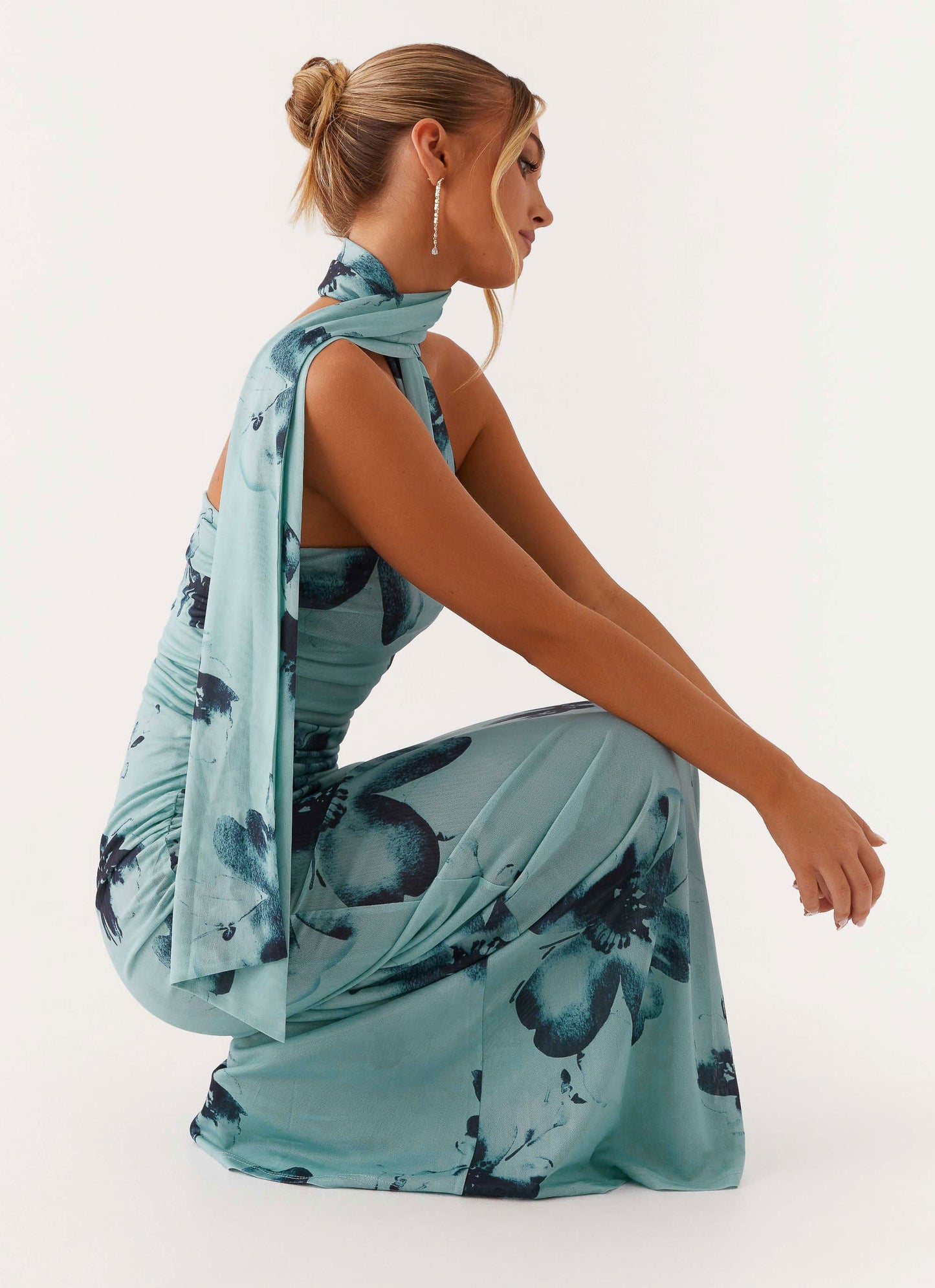 Songbird Sunburst Floral Maxi Dress Blue Black Floral 5