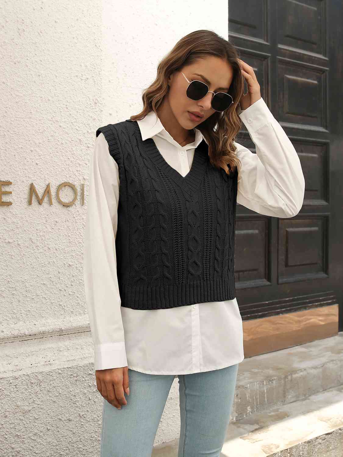 Margot V-Neck Sweater Vest Black 2