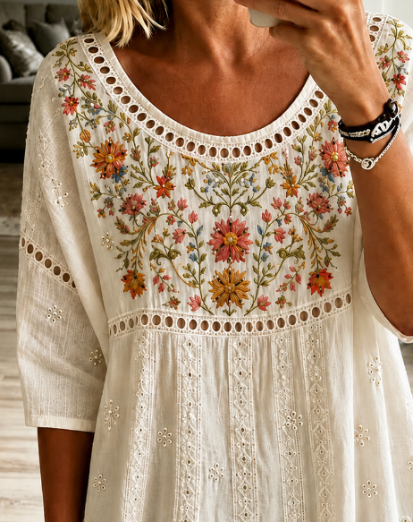 Isabelle Floral Loose Blouse Floral 2