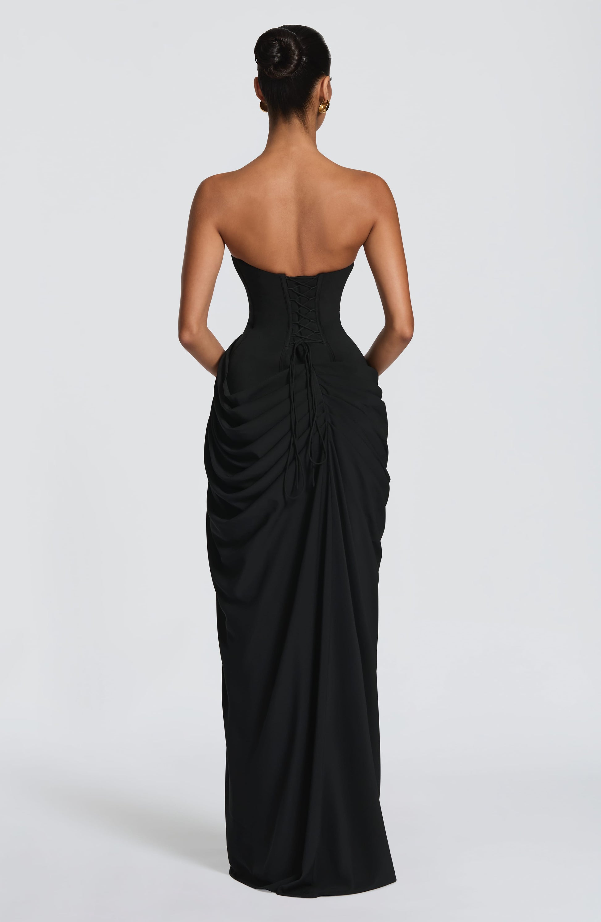 Cyra Linen Maxi Dress in Navy Black 2