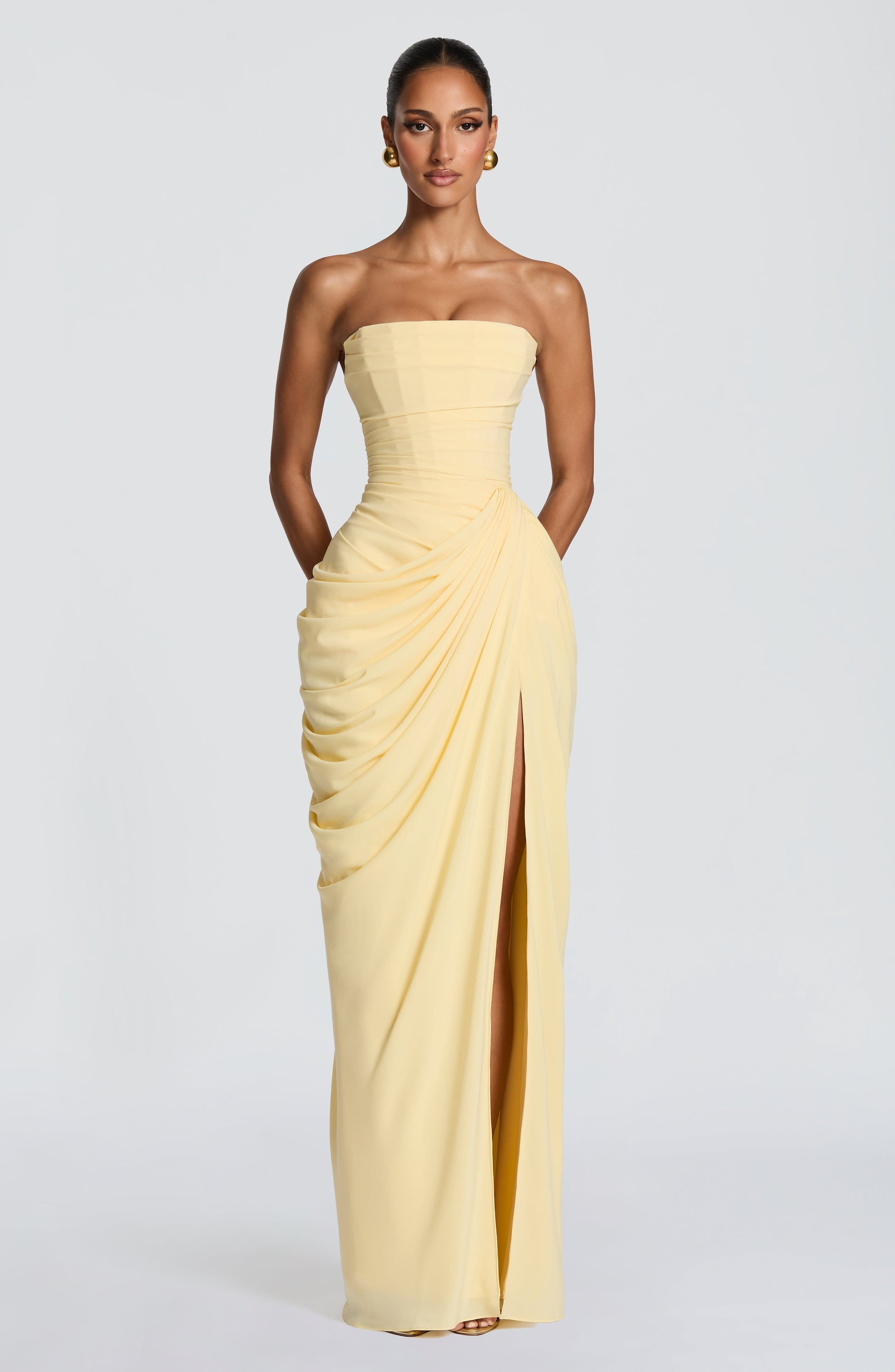Cyra Linen Maxi Dress in Navy Lemon 4