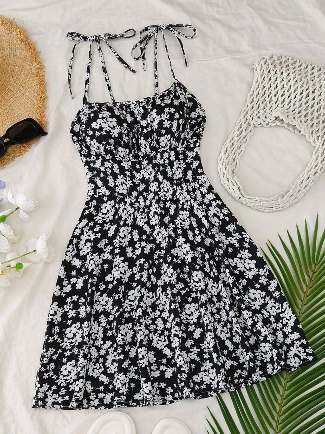 Margot Floral Tie-Strap Mini Dress Blue 4