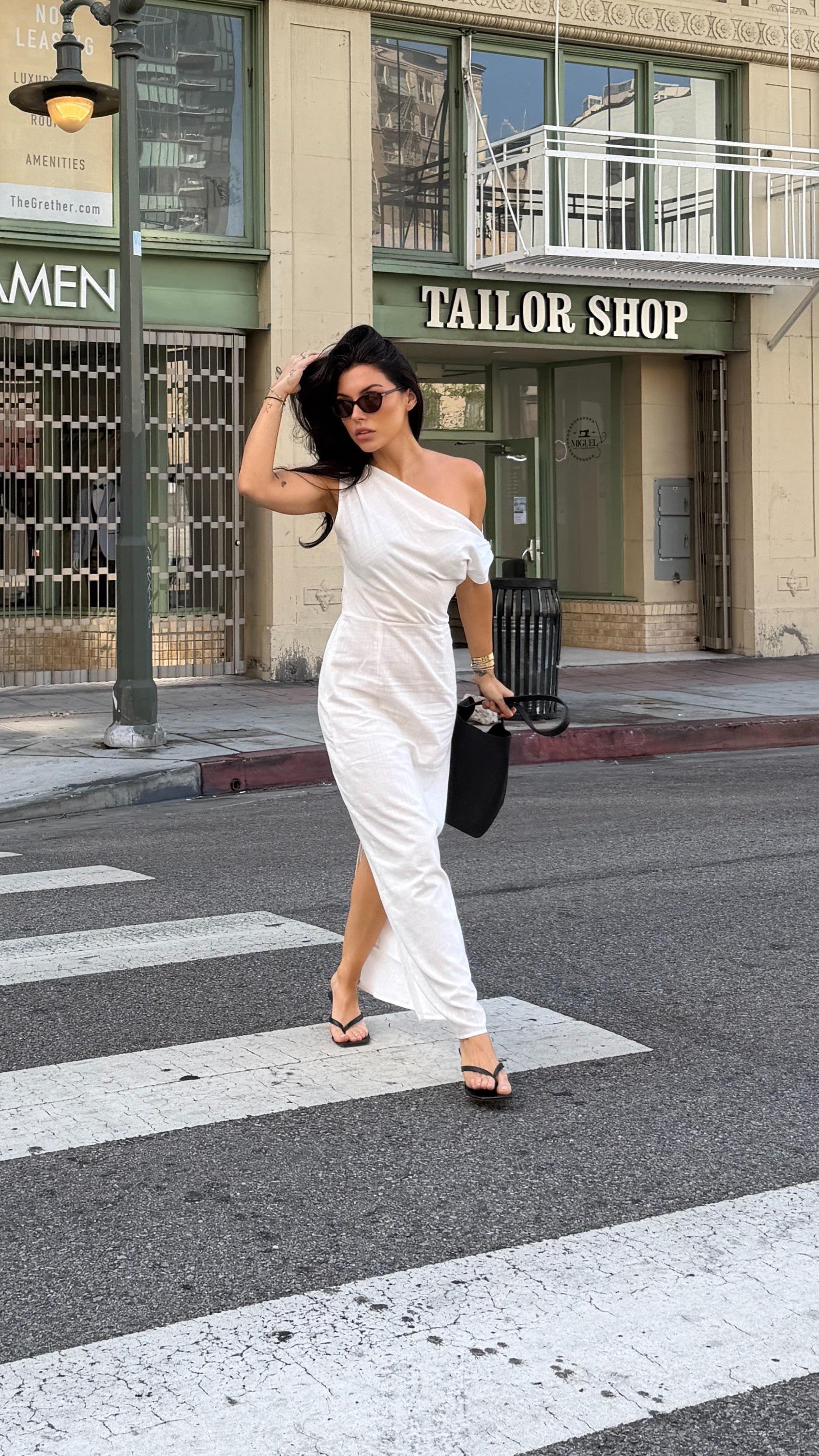 Luci Maxi Dress in Black Black 13