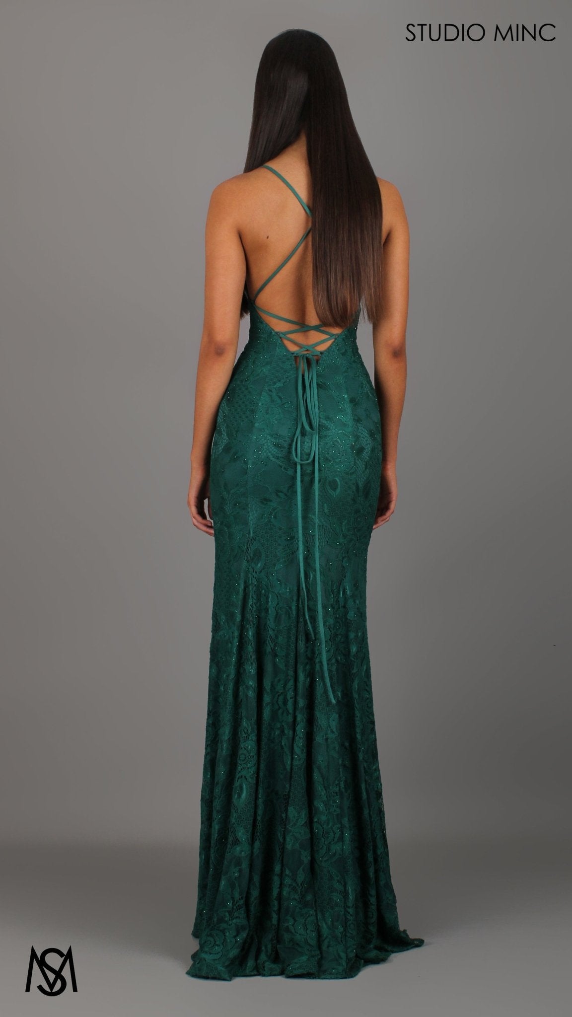 Jasmine Lace Mermaid Dress Emerald Green formal dress | lace V neckline fitted mermaid lace up 2