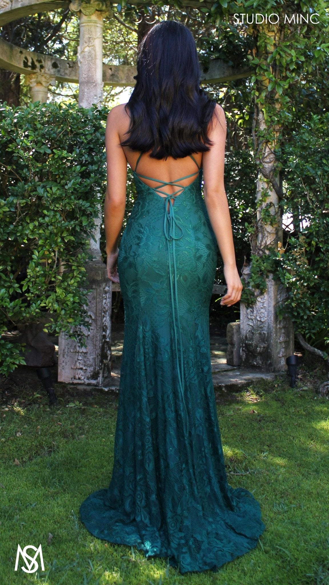 Jasmine Lace Mermaid Dress Emerald Green formal dress | lace V neckline fitted mermaid lace up 7