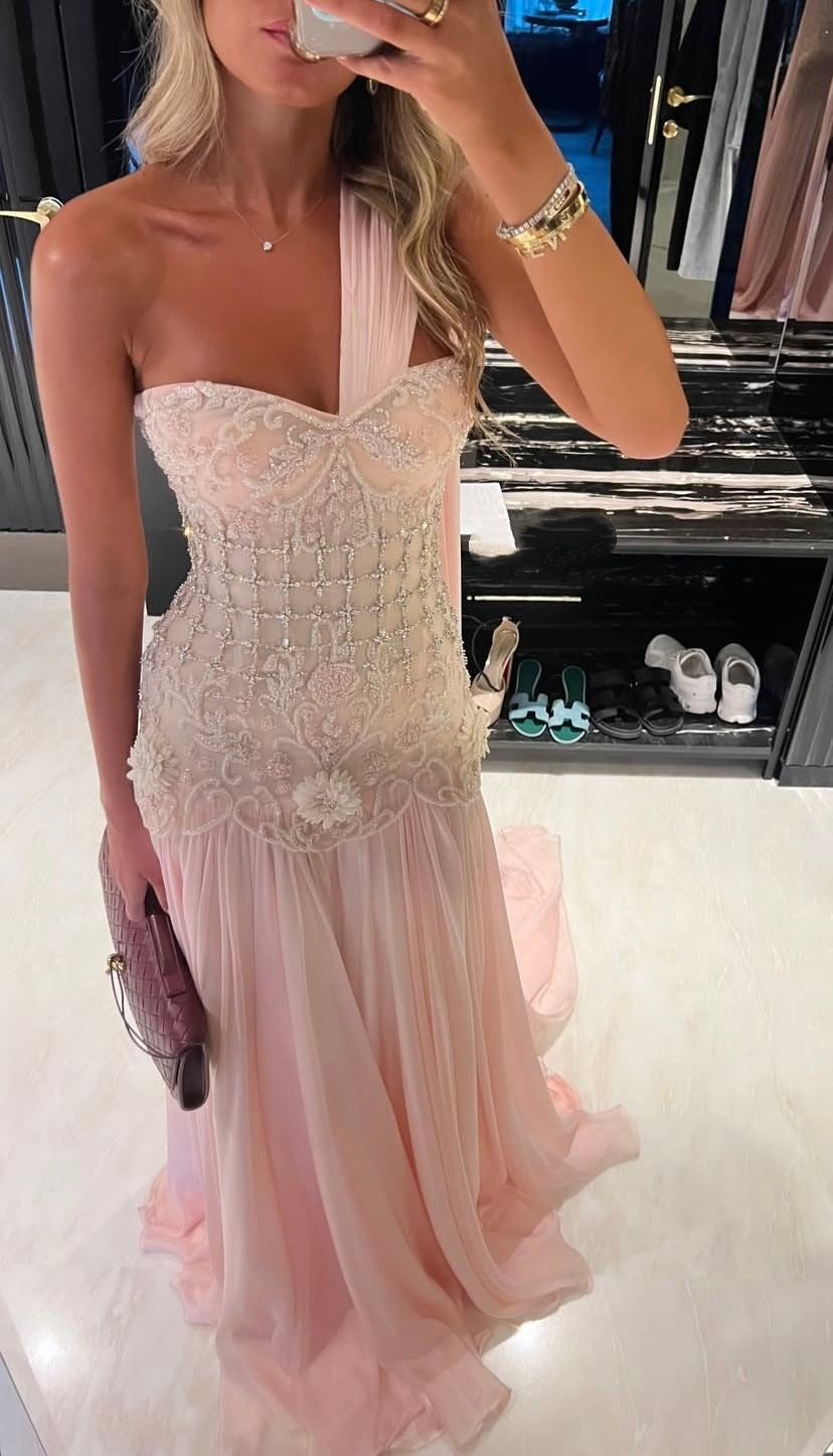 Valentina Beaded Chiffon One-Shoulder Gown Picture Color 4