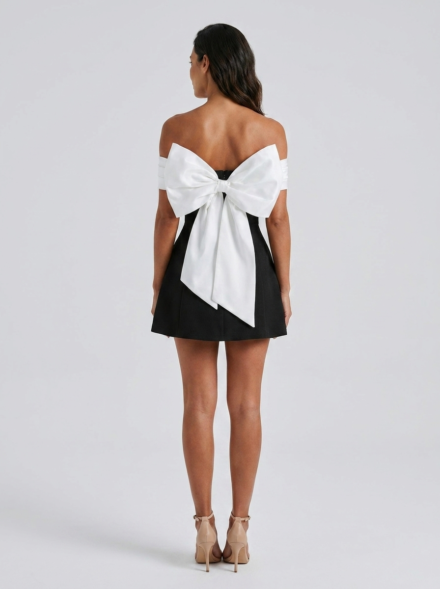 Black/White back
