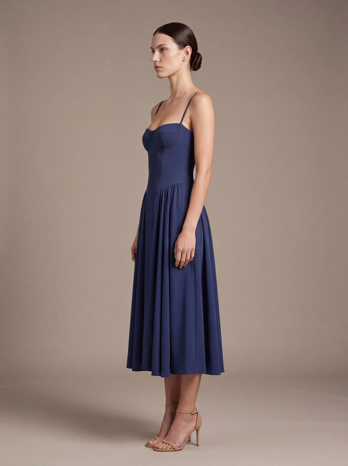 Bea Velvet Midi Dress Classic Black 4
