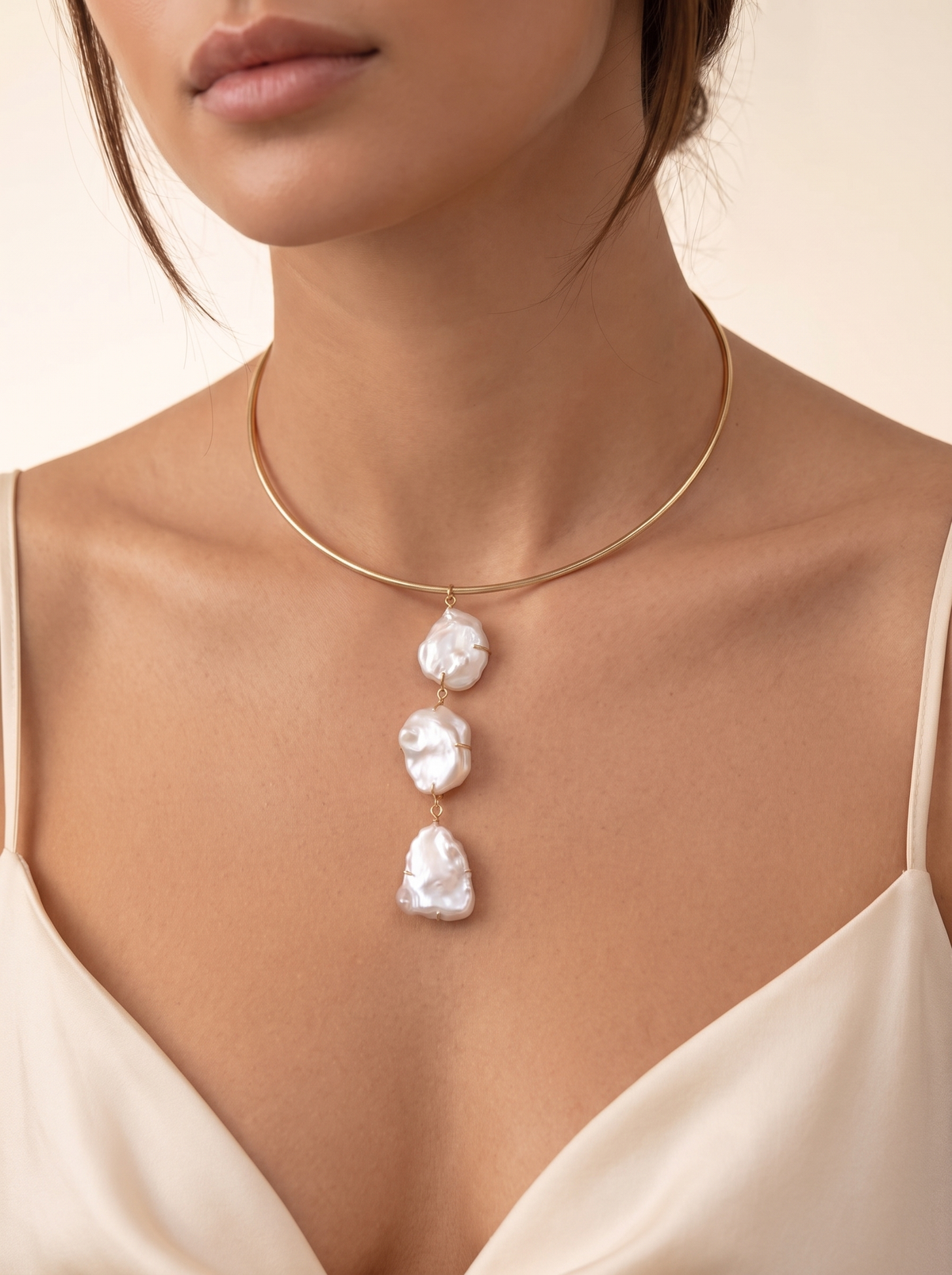 Aurora Pearl Choker Gold 2