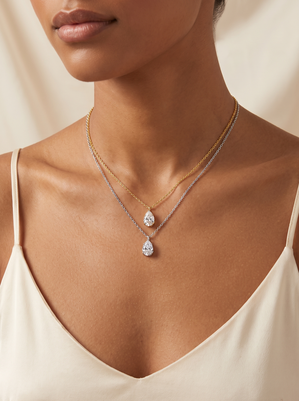 Celeste Oval Diamond Necklace 2
