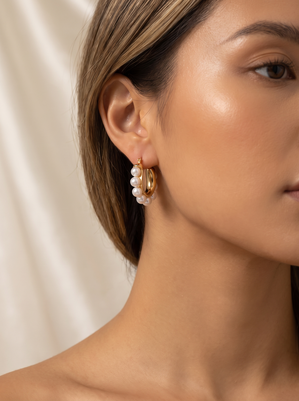 Lumiere Pearl Cluster Earrings Multi 2