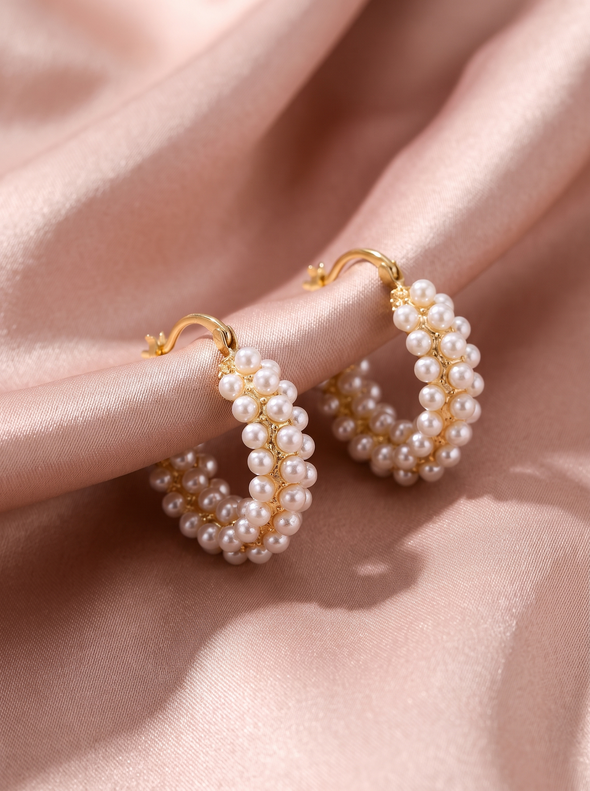 Lilou Pearl Hoop Earrings Multi 1
