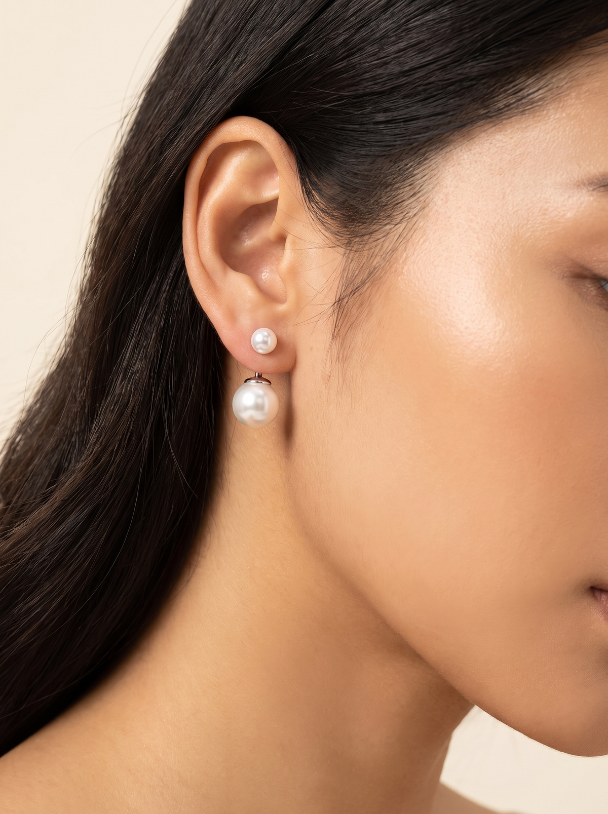 Dahlia Pearl Statement Earrings White 2