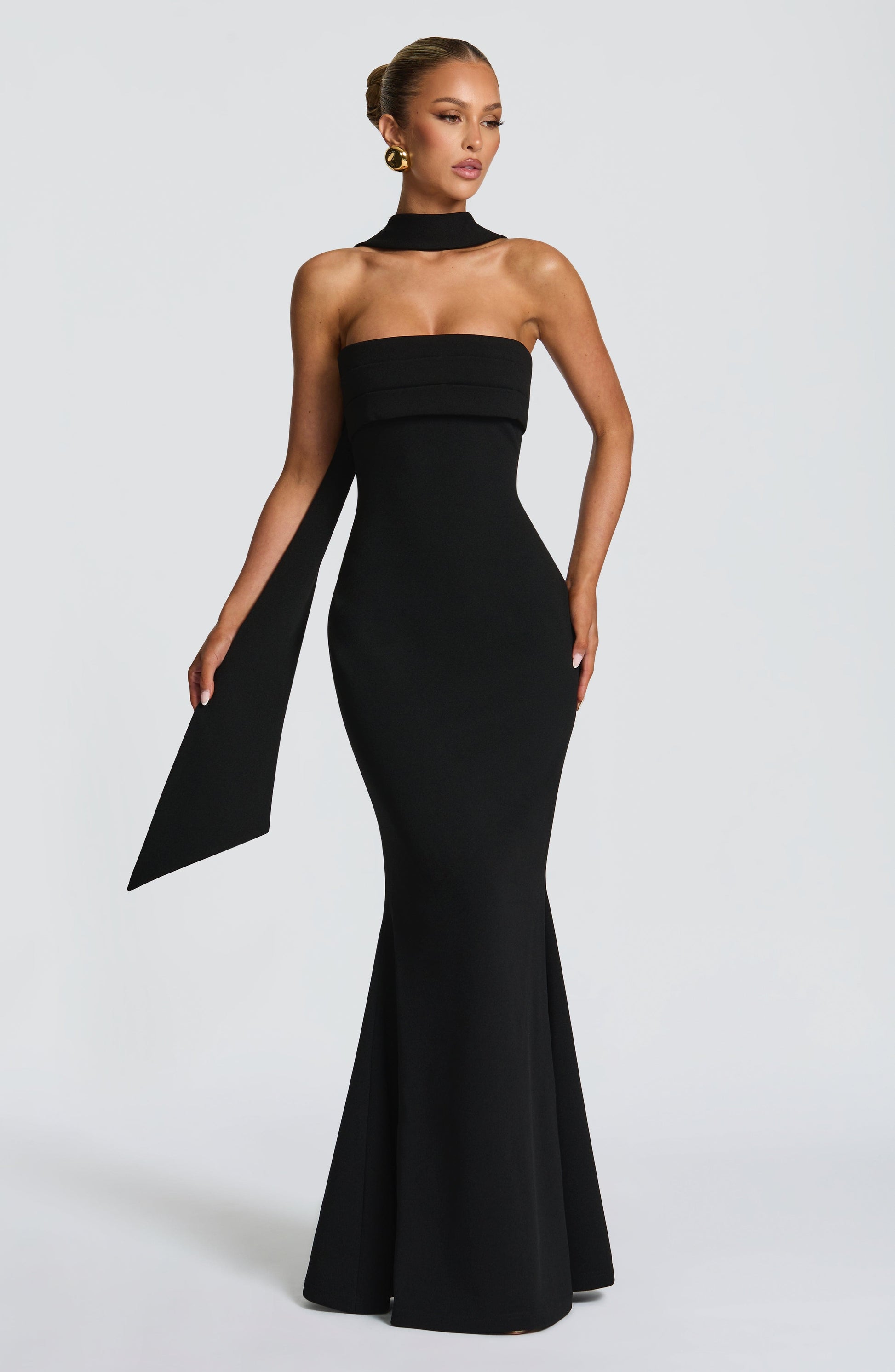 Leura Navy Maxi Dress Black 1