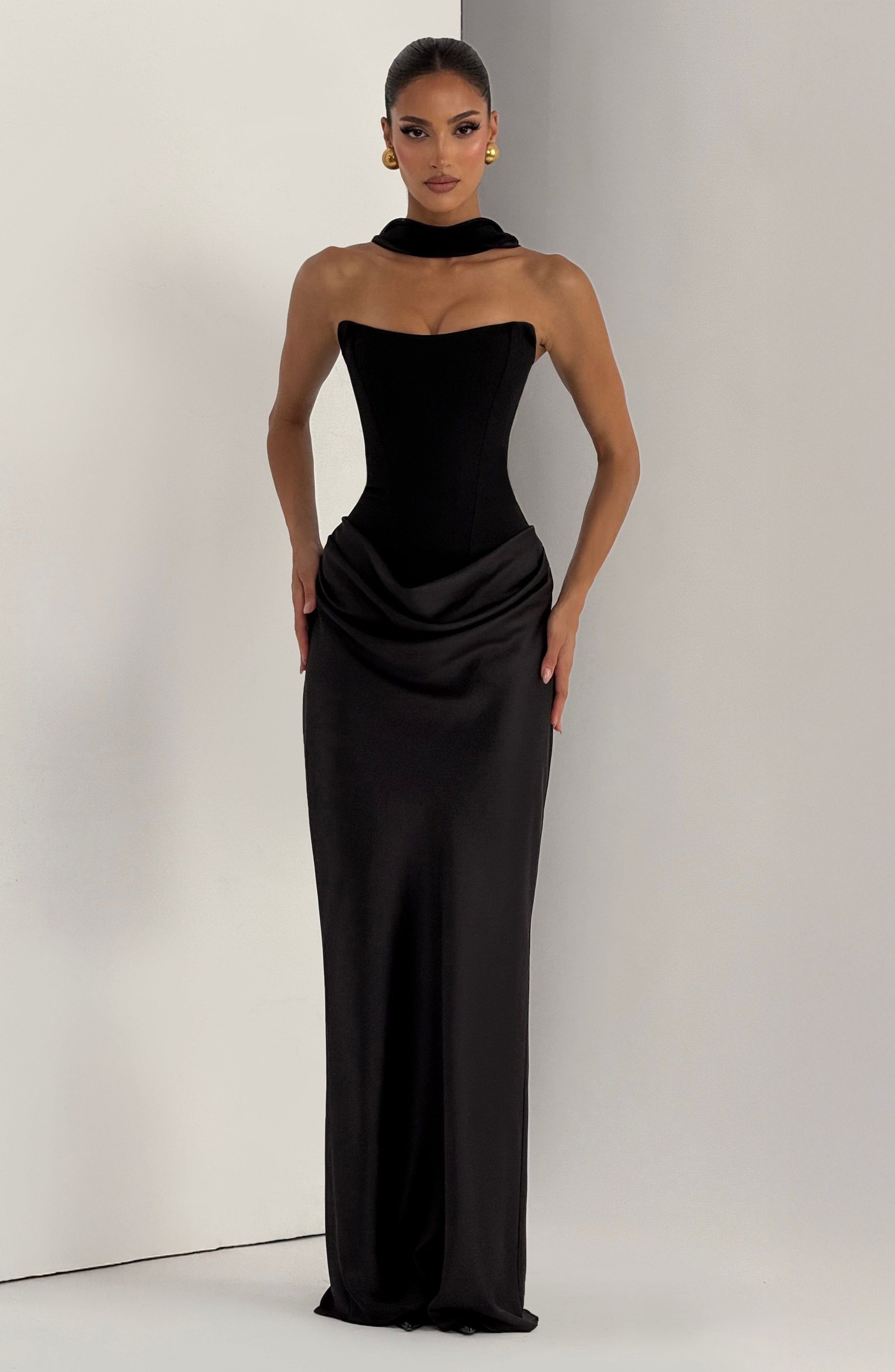 Maggie Navy Maxi Dress Black 9