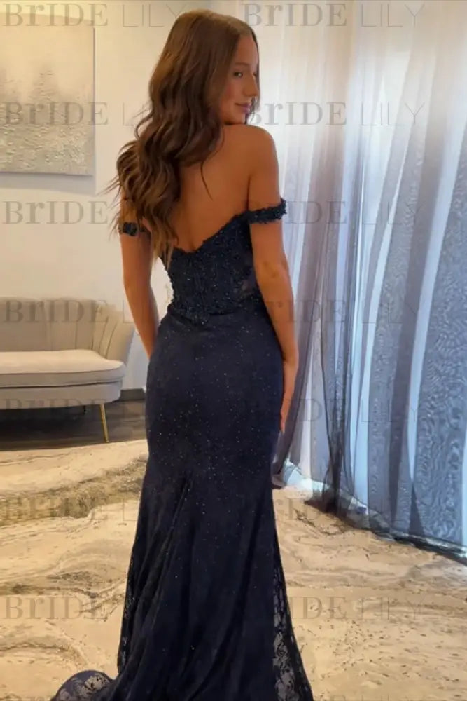 Ophelia Off-Shoulder Velvet Mermaid Dress Black 4