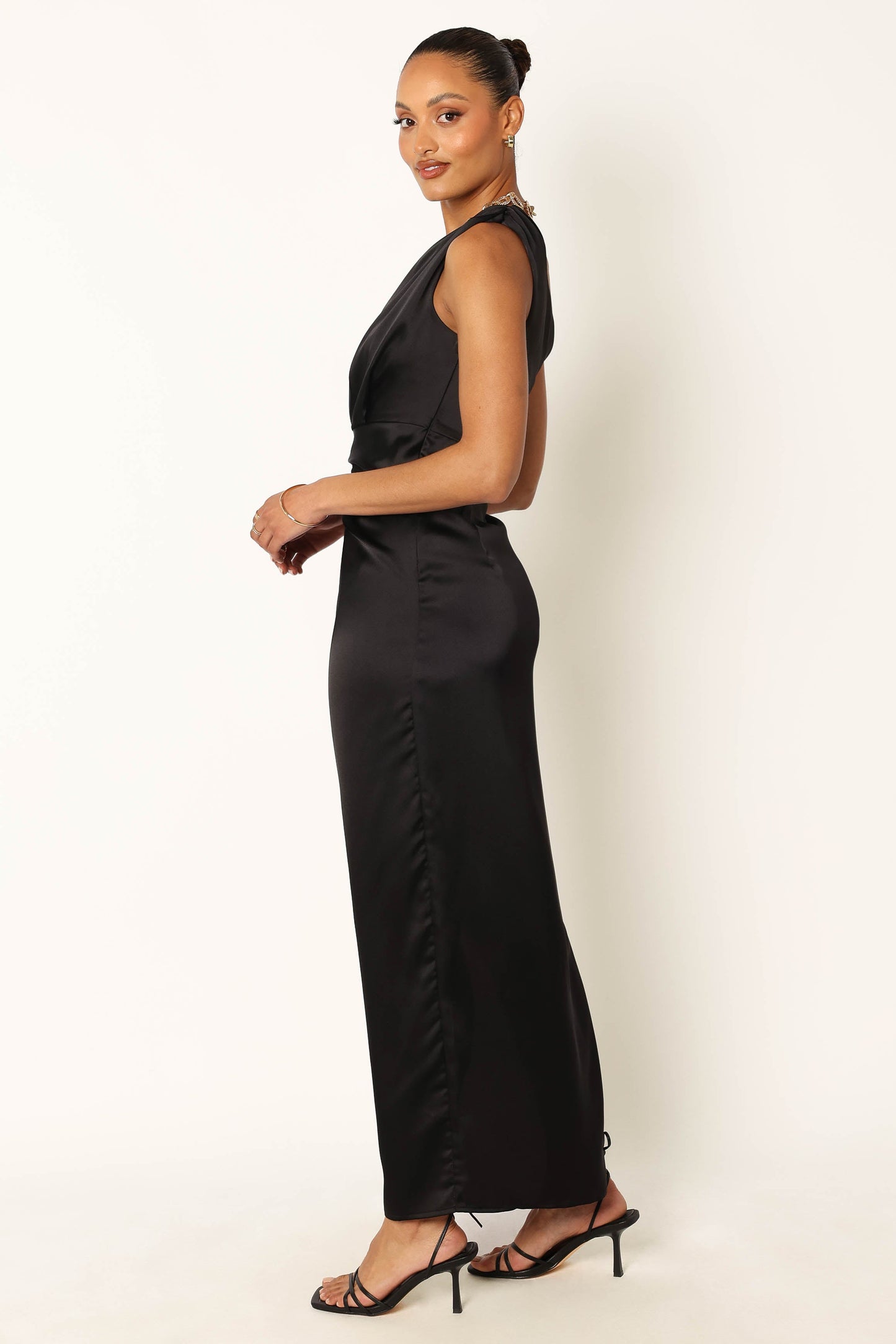 Nadia One-Shoulder Maxi Dress in Navy Black 10