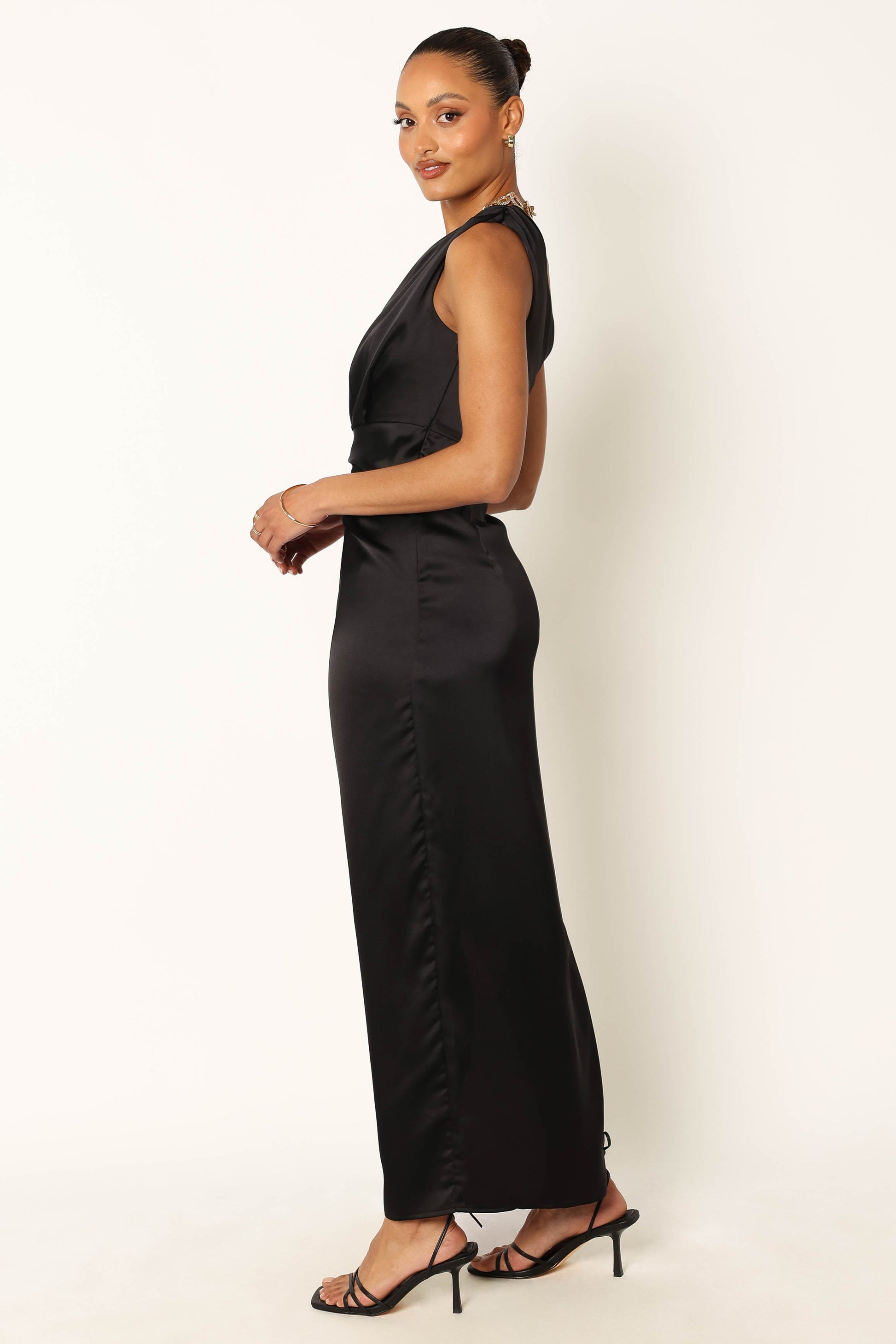 Nadia One-Shoulder Maxi Dress in Navy Black 10